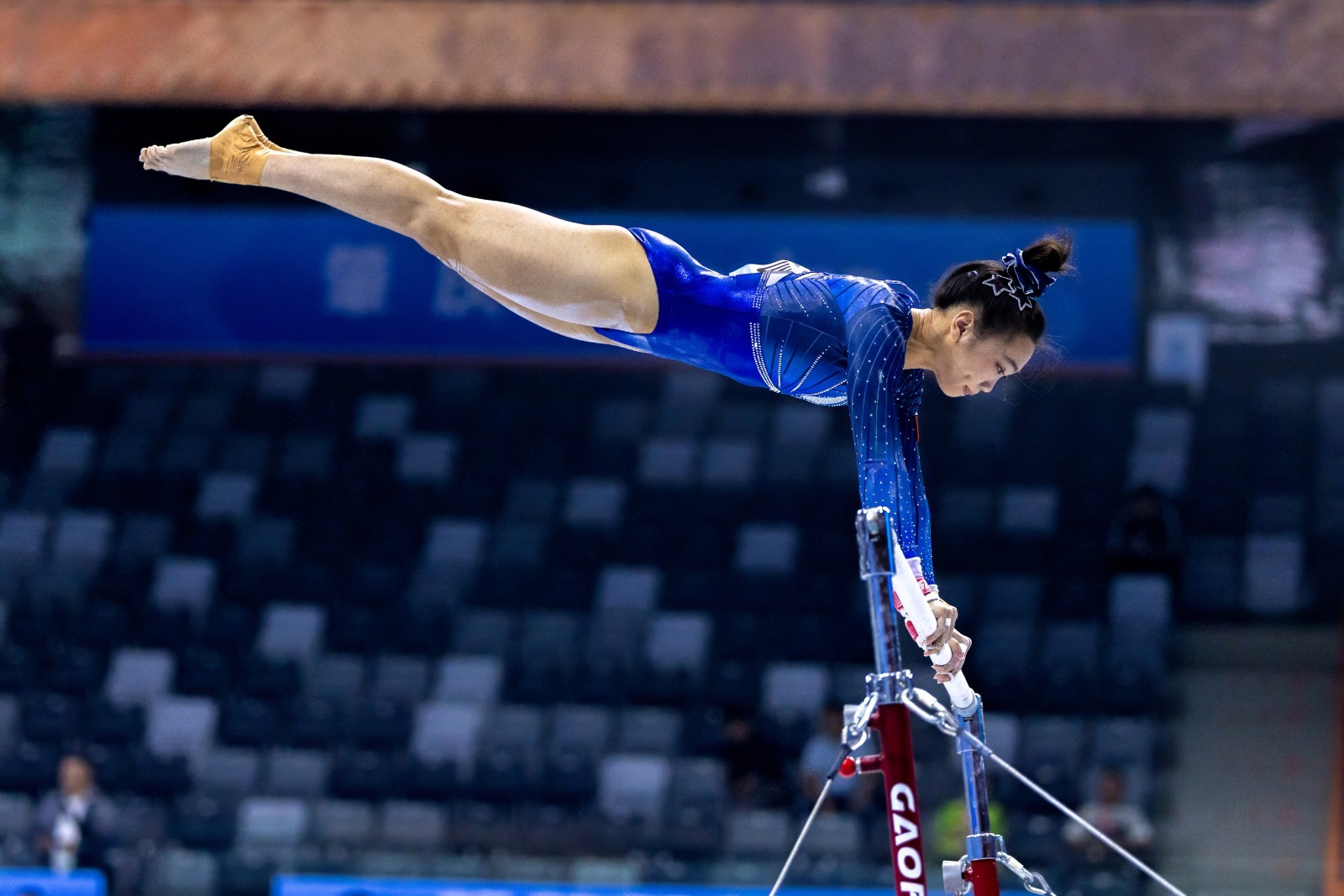 篮球勇士替补球员出色发挥获赞